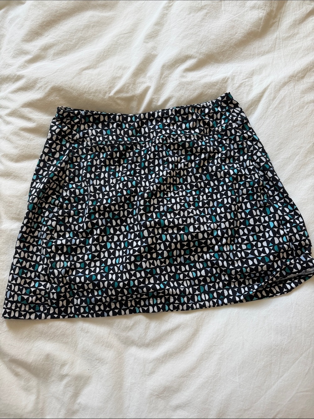 Geometric Print Black & Teal Women’s Dream Skort by Title Nine